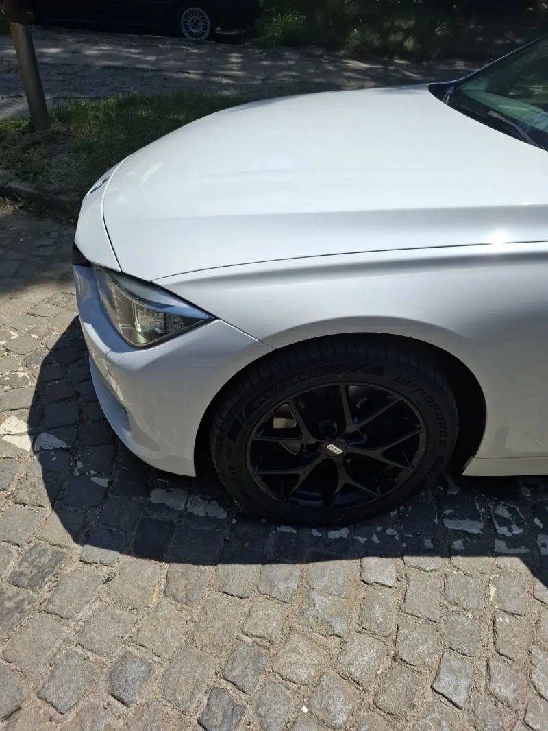 BMW 320 17&#34; BBS* Лед* кожено Рекаро* Подгрев* Нави* , снимка 9 - Автомобили и джипове - 52567354