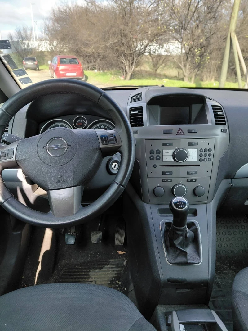 Opel Zafira B, снимка 3 - Автомобили и джипове - 52712432