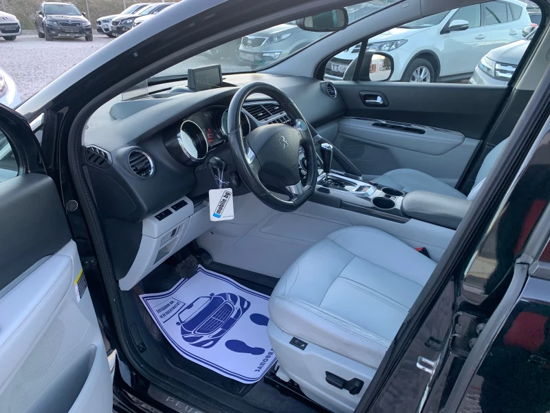 Peugeot 3008 2.0 HDI 163кс Нави Автомат , снимка 9 - Автомобили и джипове - 53112297