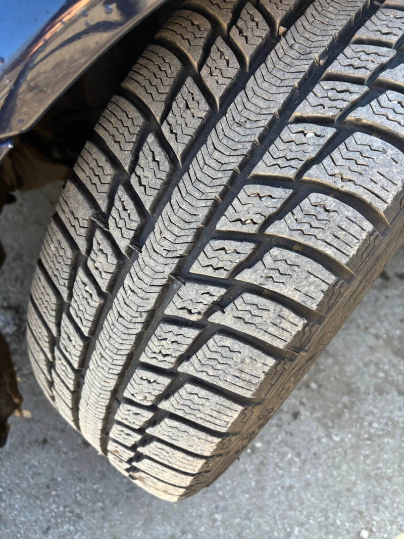 Mercedes-Benz C 200, снимка 7 - Автомобили и джипове - 53165465