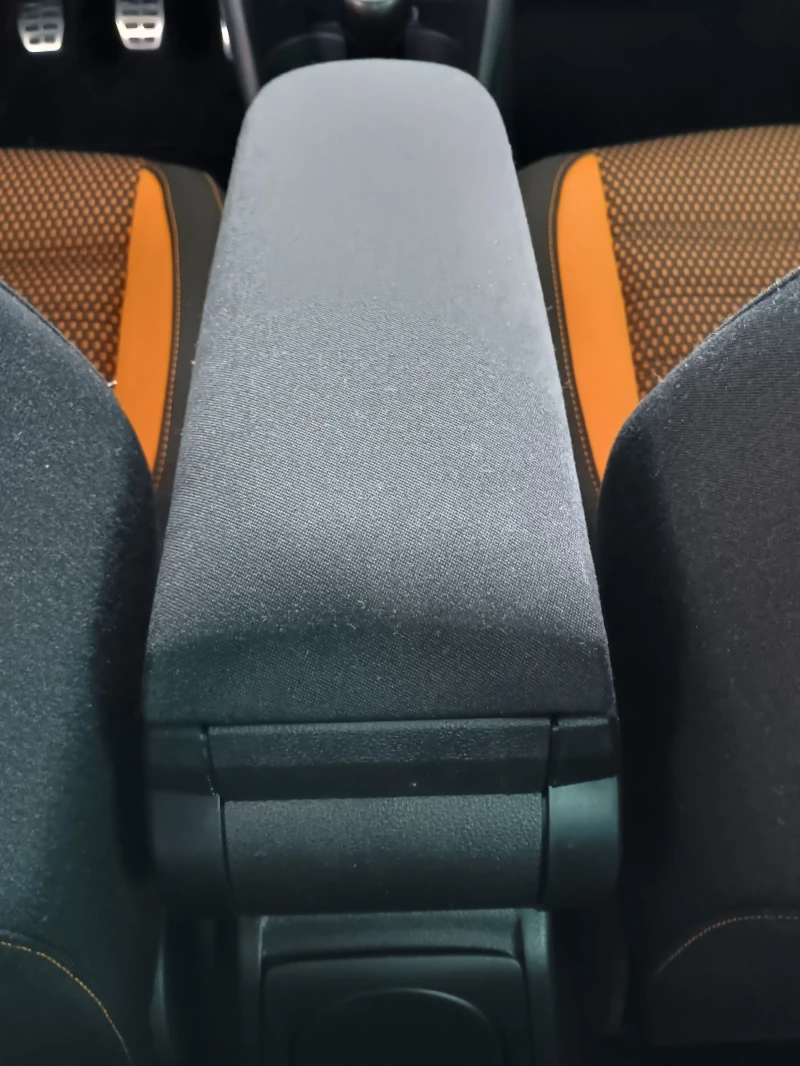 VW Polo * CROSS POLO * 1.6TDI 90ps * 97000km * УНИКАТ * , снимка 14 - Автомобили и джипове - 53292547