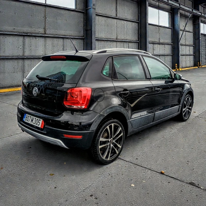 VW Polo * CROSS POLO * 1.6TDI 90ps * 97000km * УНИКАТ * , снимка 5 - Автомобили и джипове - 53292547