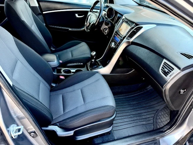 Hyundai I30 1.6CRDI-NAVI-FIFA WORLD CUP | Mobile.bg   14