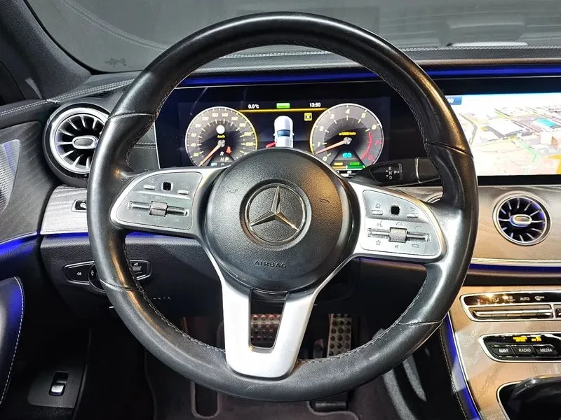 Mercedes-Benz CLS 450 4Matic Amg Line, снимка 14 - Автомобили и джипове - 56210406