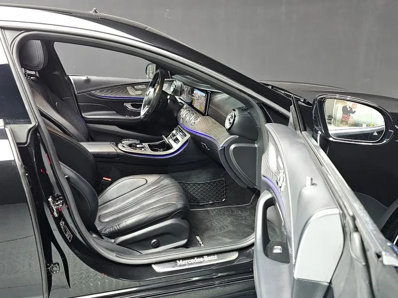 Mercedes-Benz CLS 450 4Matic Amg Line, снимка 11 - Автомобили и джипове - 56210406