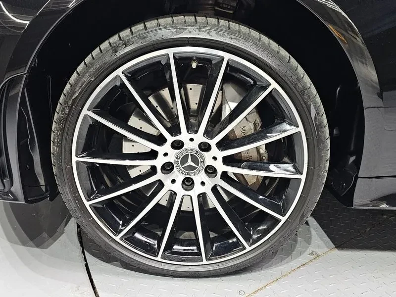 Mercedes-Benz CLS 450 4Matic Amg Line, снимка 5 - Автомобили и джипове - 56210406