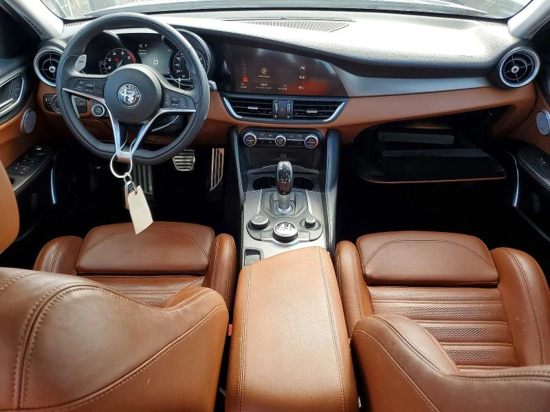 Alfa Romeo Giulia 2019 ALFA ROMEO GIULIA TI, снимка 9 - Автомобили и джипове - 56231906