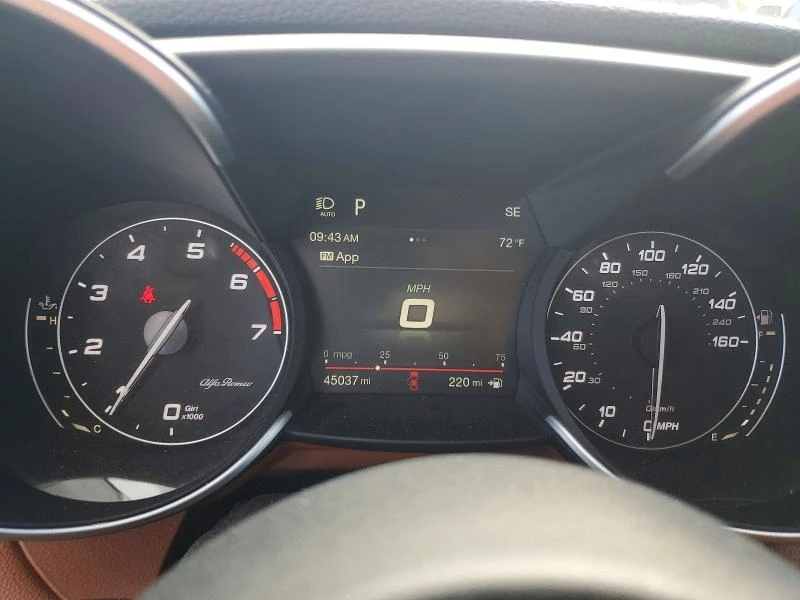 Alfa Romeo Giulia 2019 ALFA ROMEO GIULIA TI, снимка 8 - Автомобили и джипове - 56231906