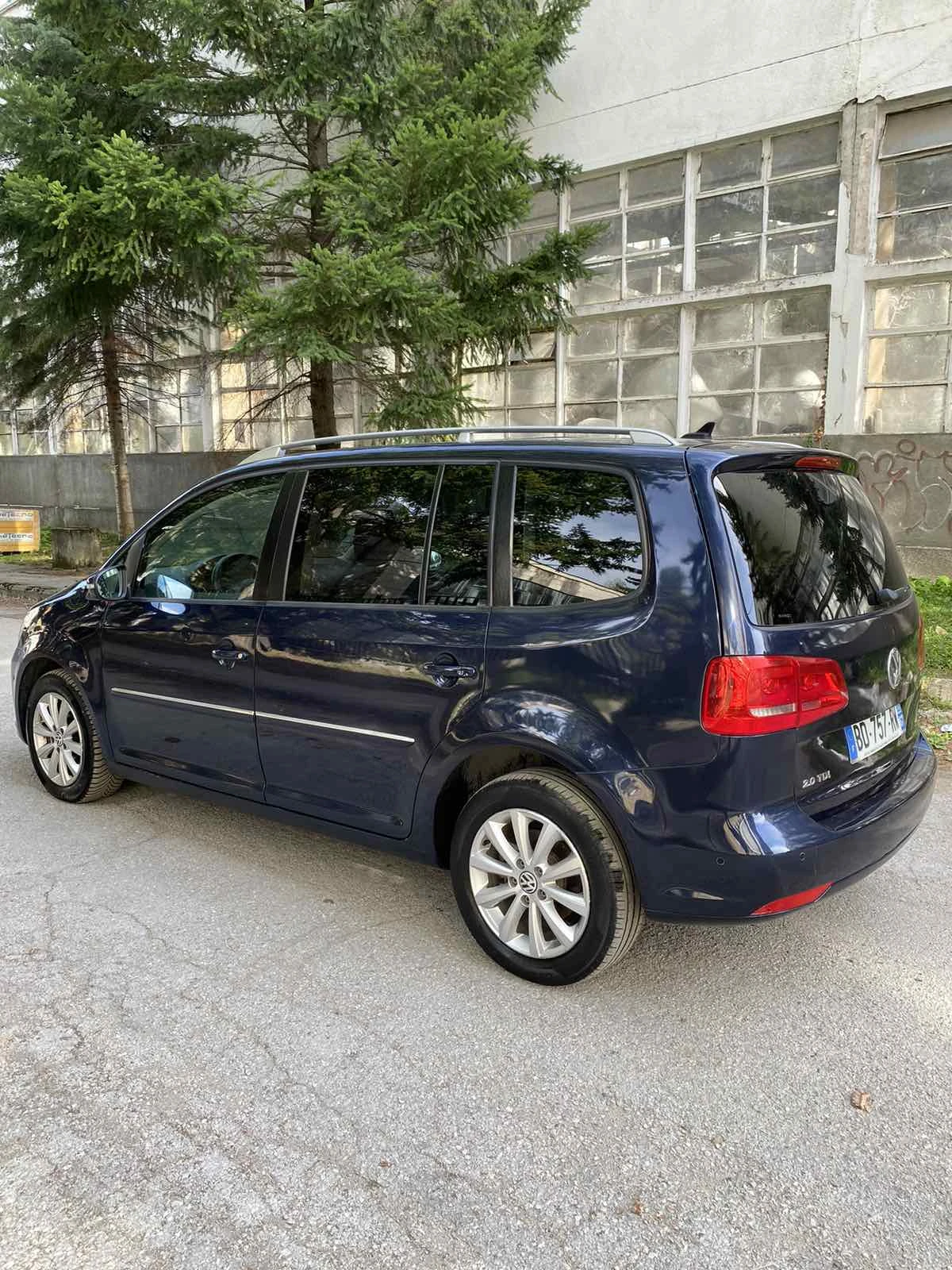 VW Touran 2.0TDI 7места - изображение 4