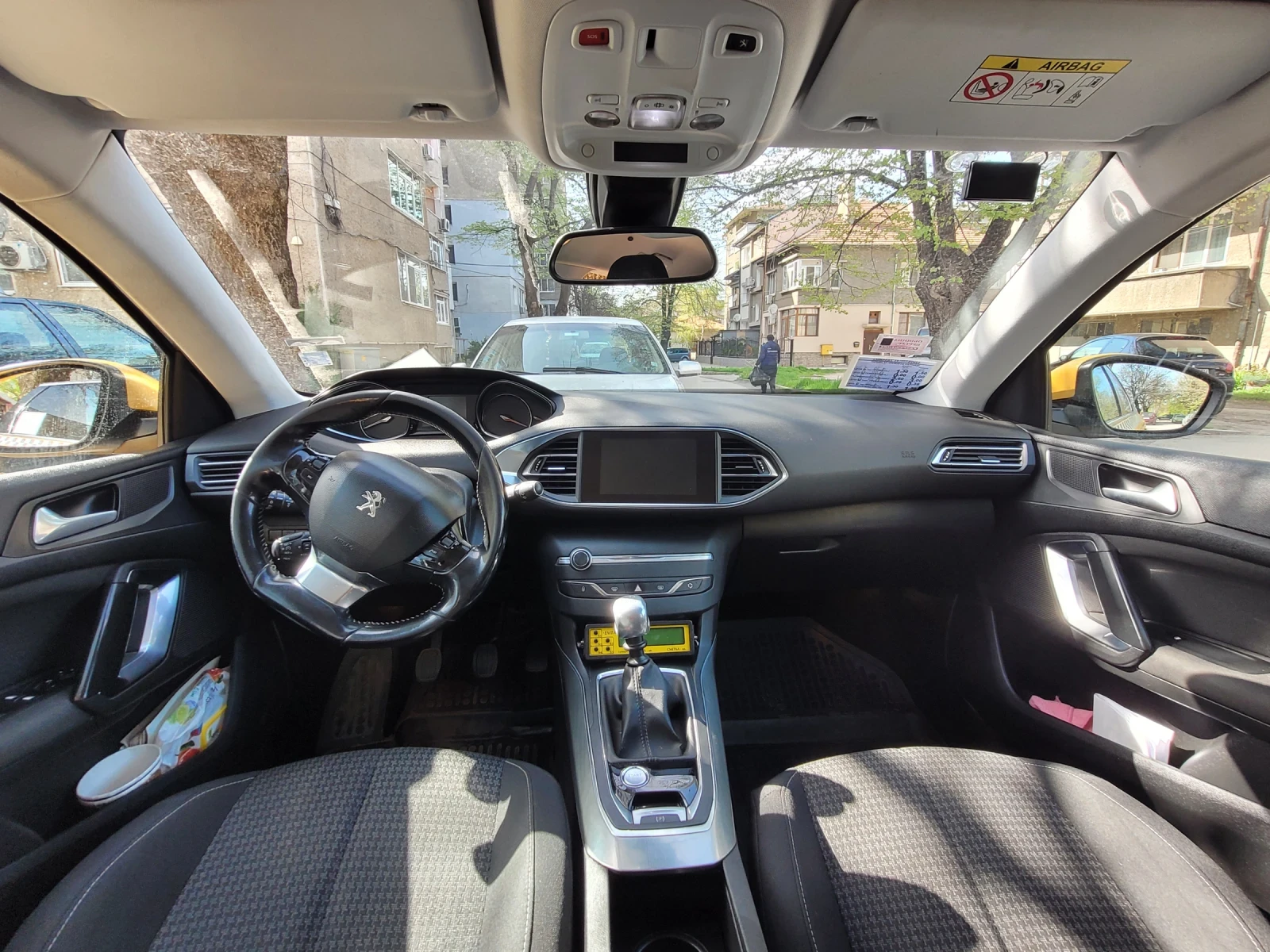 Peugeot 308 1.5 102к.с  AdBlue  - изображение 5