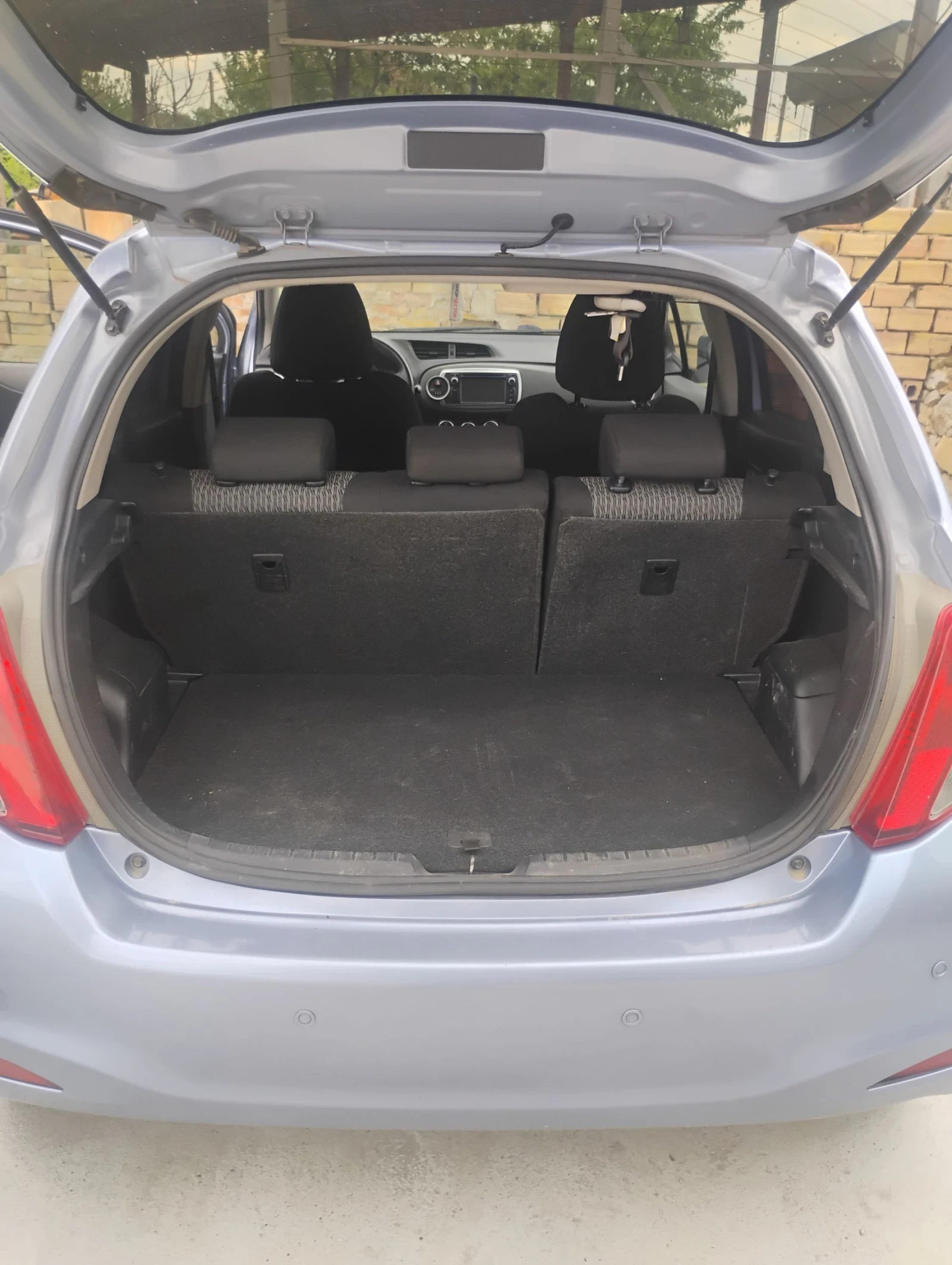 Toyota Yaris  - изображение 8