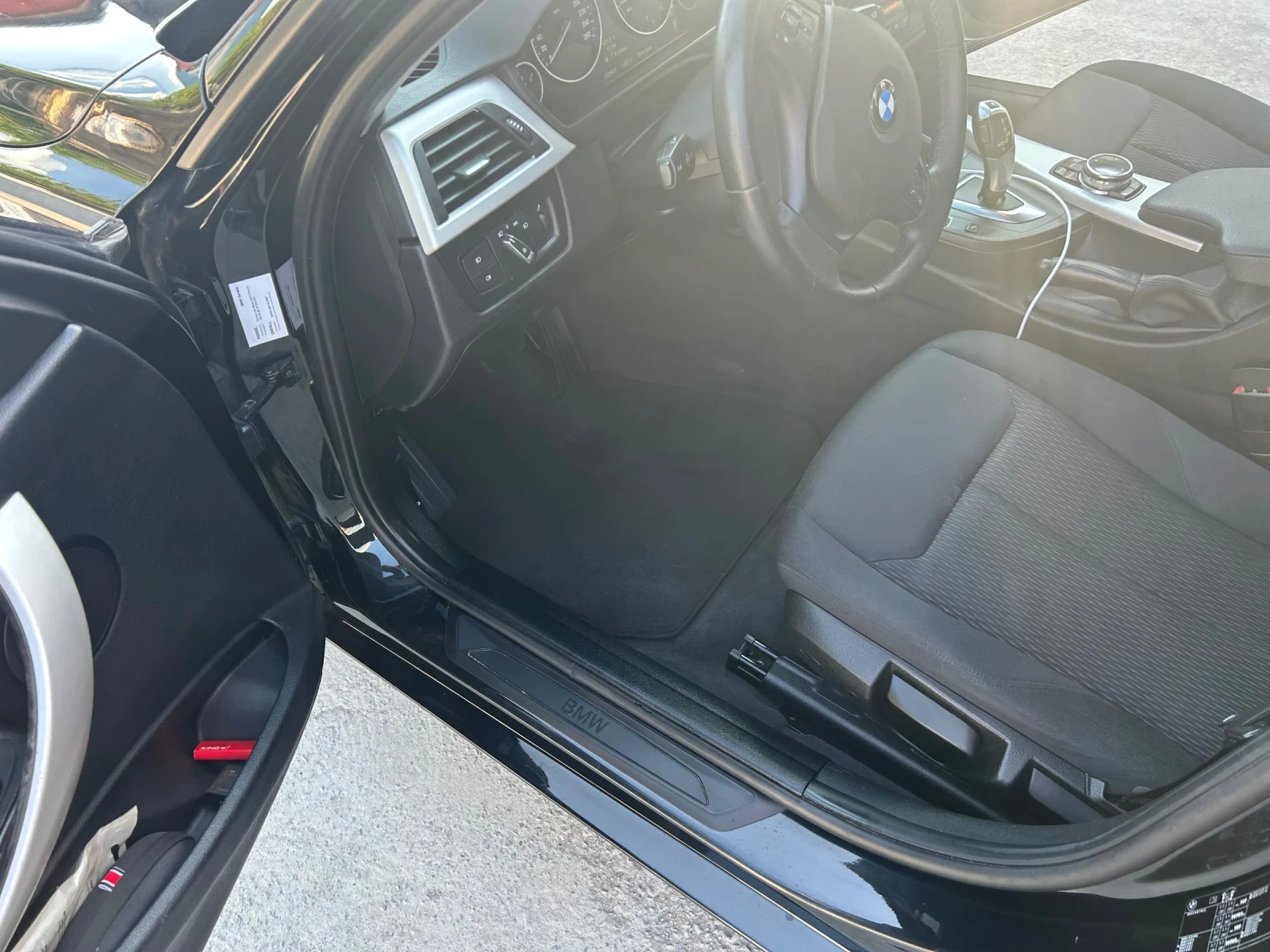 BMW 320  - изображение 6