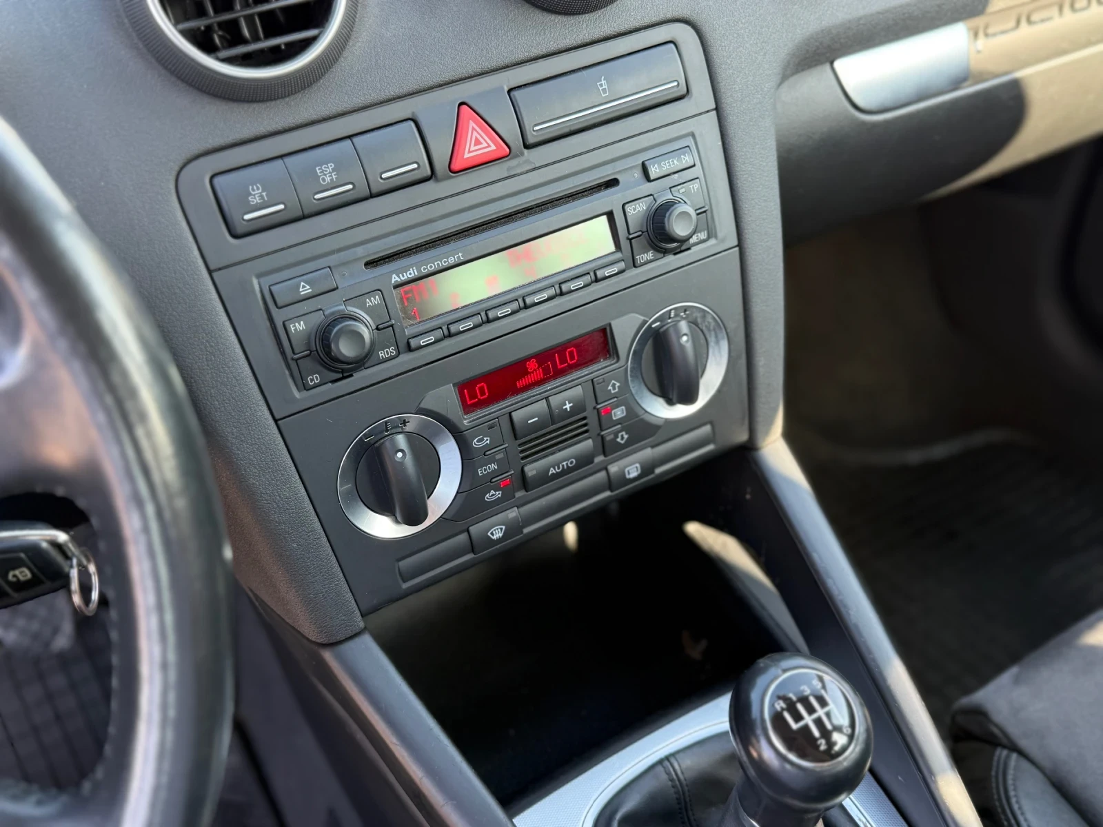 Audi A3 2.0TDI* РЪЧКА* 4Х4* 170к.с* 2008г* РЕГИСТРИРАН*  - изображение 10