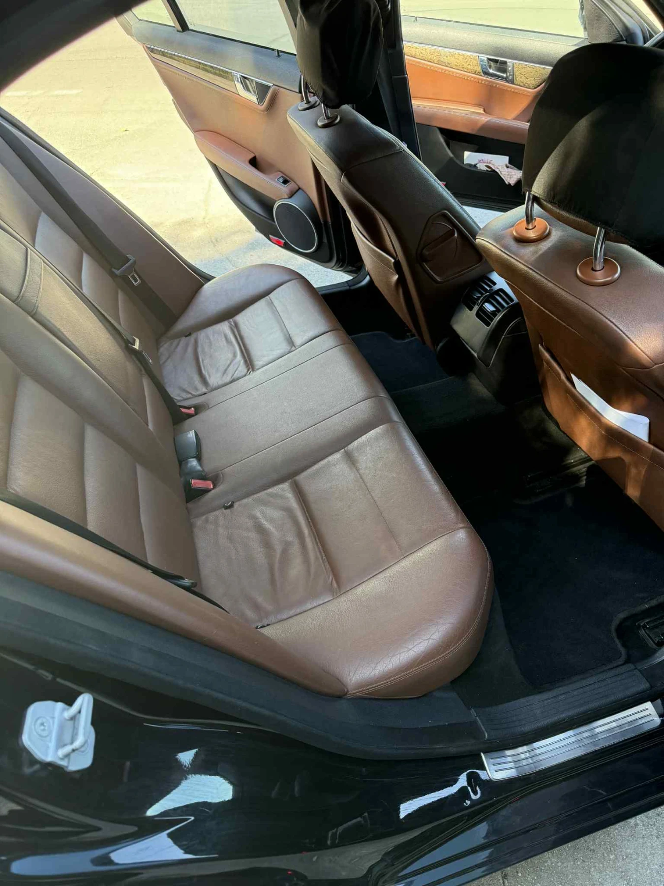 Mercedes-Benz C 320  - изображение 4