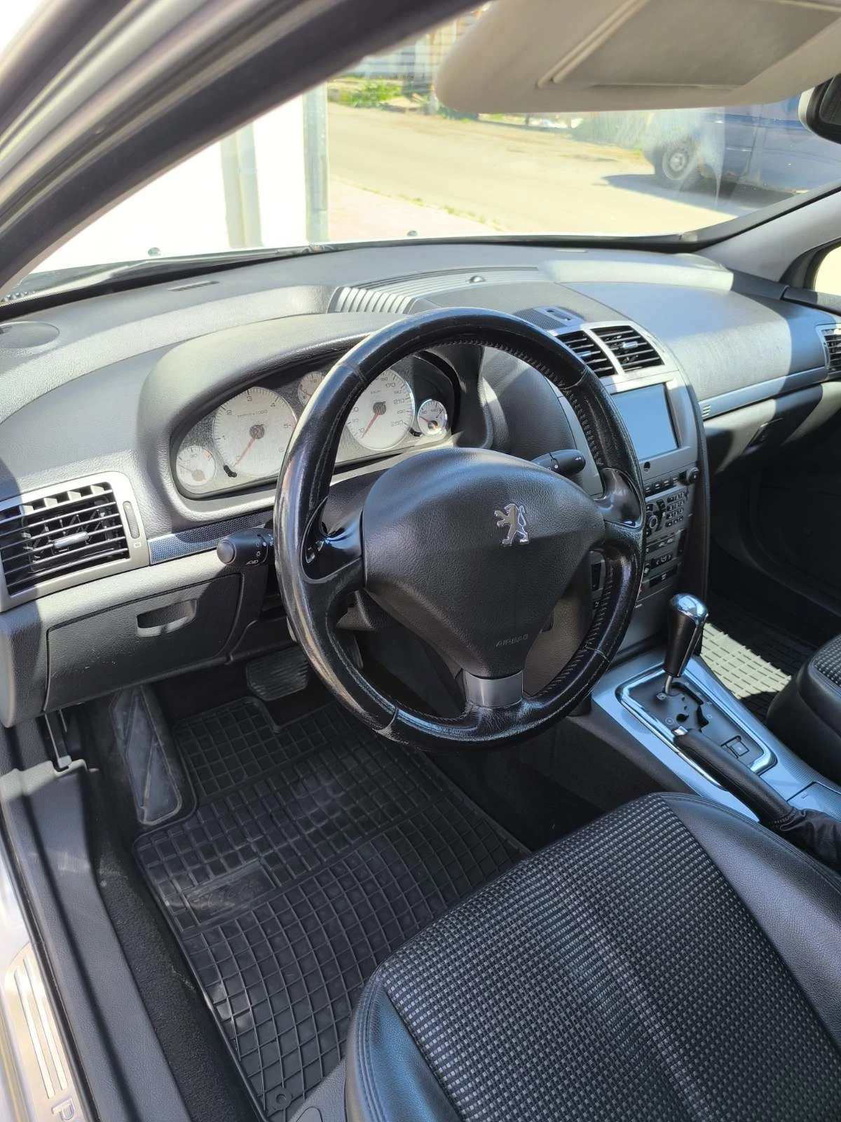 Peugeot 407 2.0HDI, снимка 10 - Автомобили и джипове - 54436253