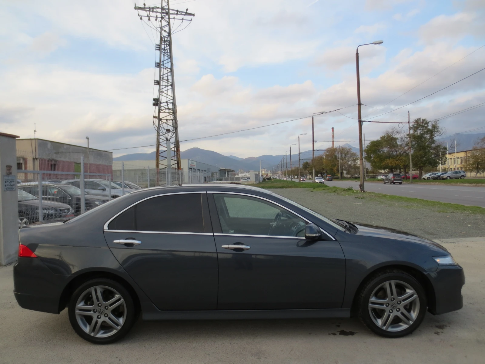 Honda Accord 2.2 I-CTDI  - изображение 4