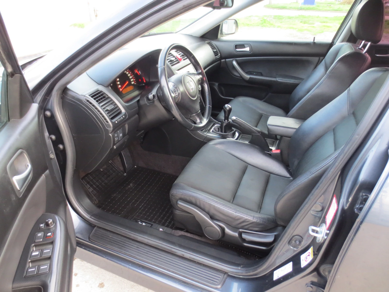 Honda Accord 2.2 I-CTDI  - изображение 9