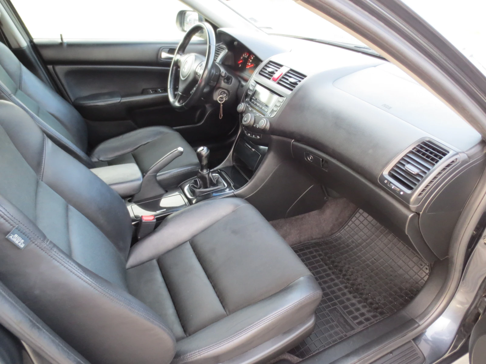 Honda Accord 2.2 I-CTDI  | Mobile.bg   11