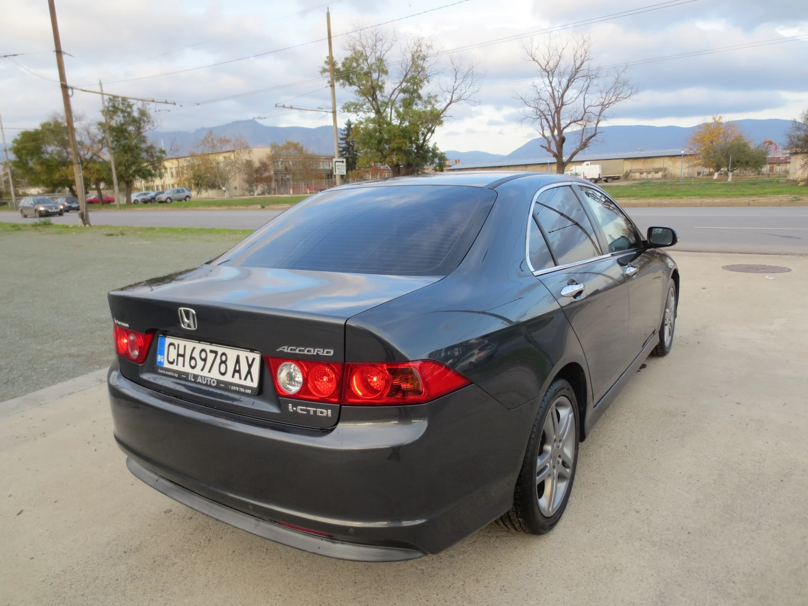 Honda Accord 2.2 I-CTDI  - изображение 5