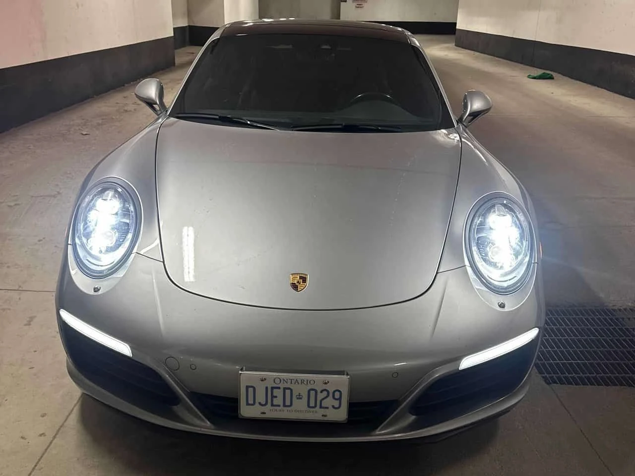 Porsche 911 * Carrera * CARFAX * ЦЕНА ДО БГ - изображение 2