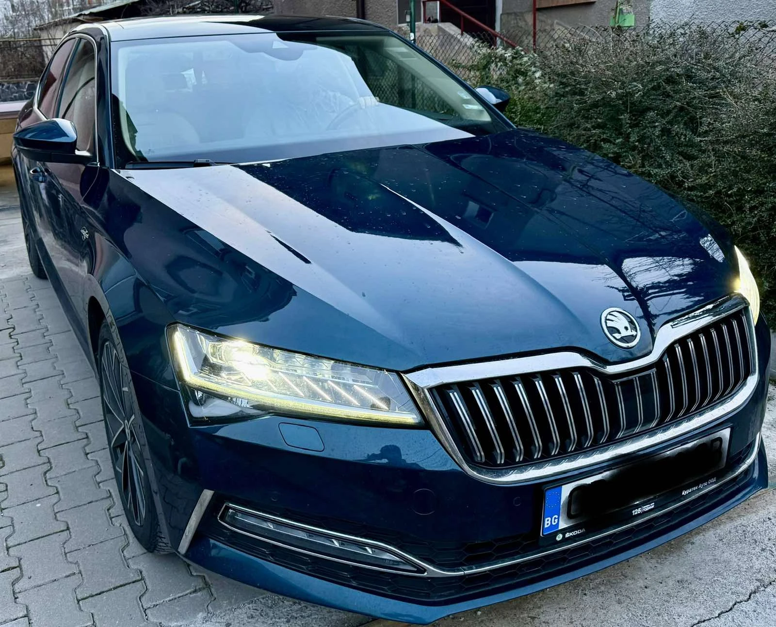 Skoda Superb L&K, снимка 3 - Автомобили и джипове - 53759672