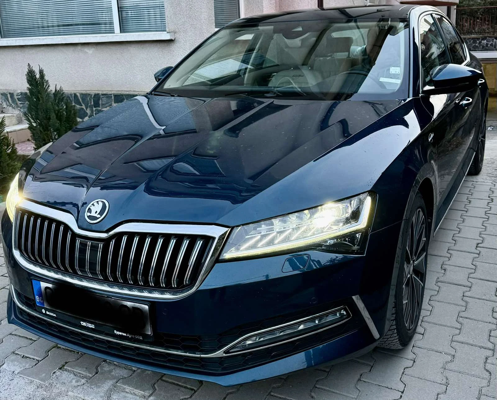 Skoda Superb L&K, снимка 2 - Автомобили и джипове - 53759672