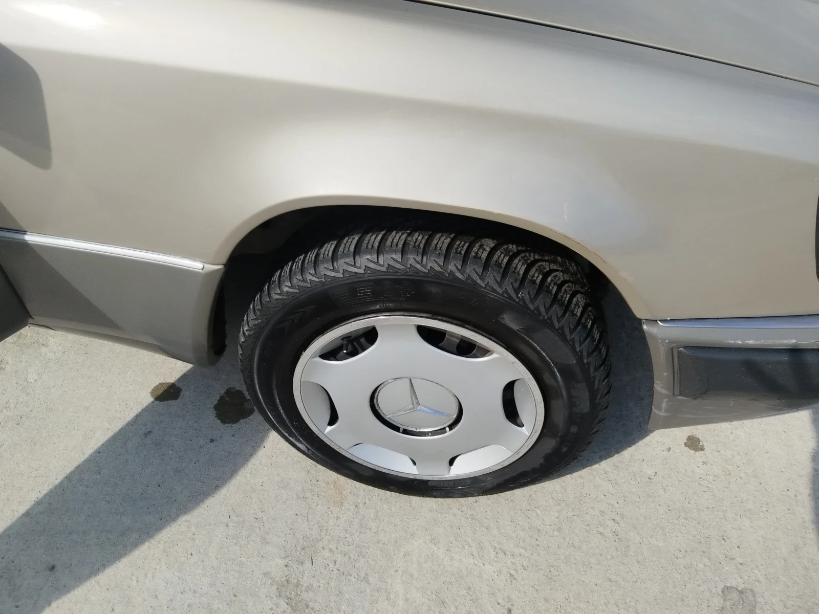 Mercedes-Benz 124, снимка 9 - Автомобили и джипове - 54098563