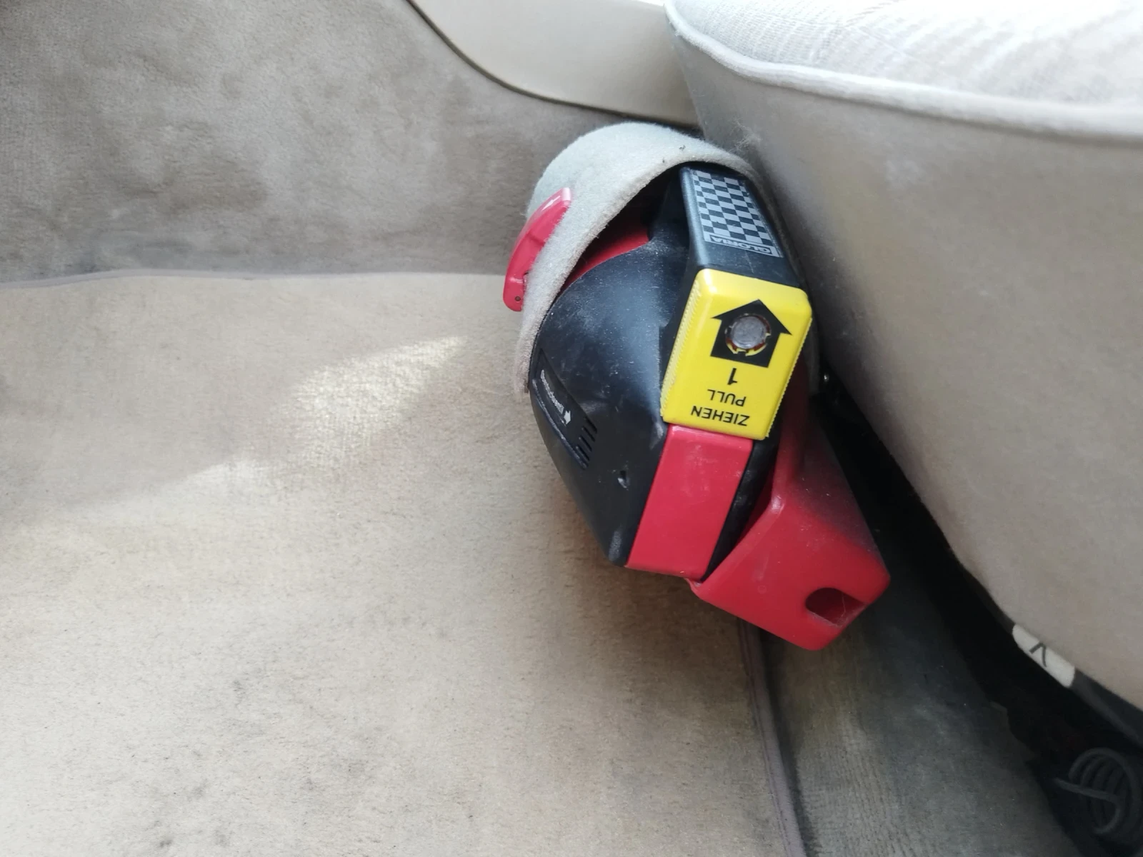 Mercedes-Benz 124, снимка 16 - Автомобили и джипове - 54098563