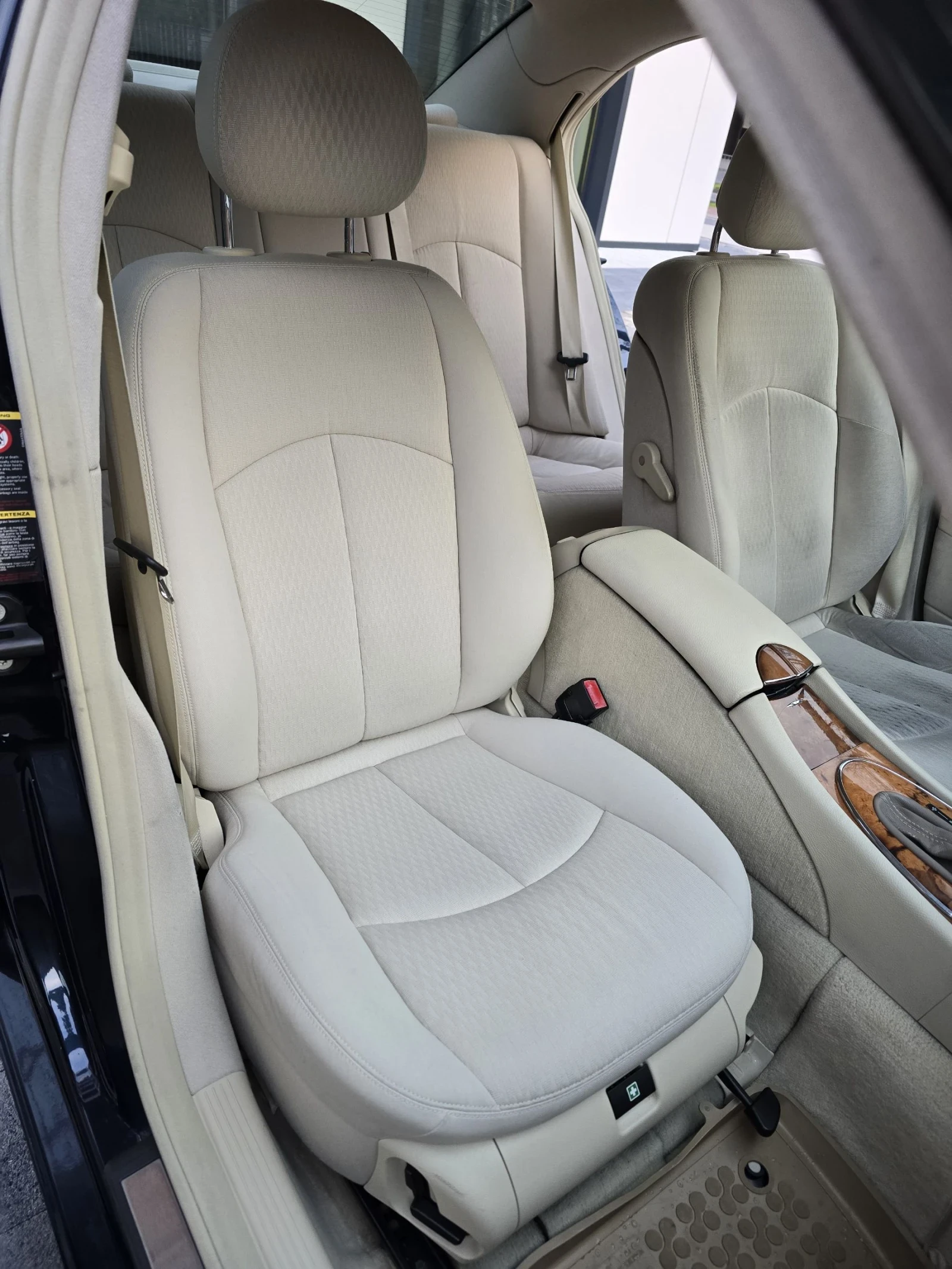 Mercedes-Benz E 280 CDI L6 3.2L Elegance 5G-TRONIC, снимка 15 - Автомобили и джипове - 54183892