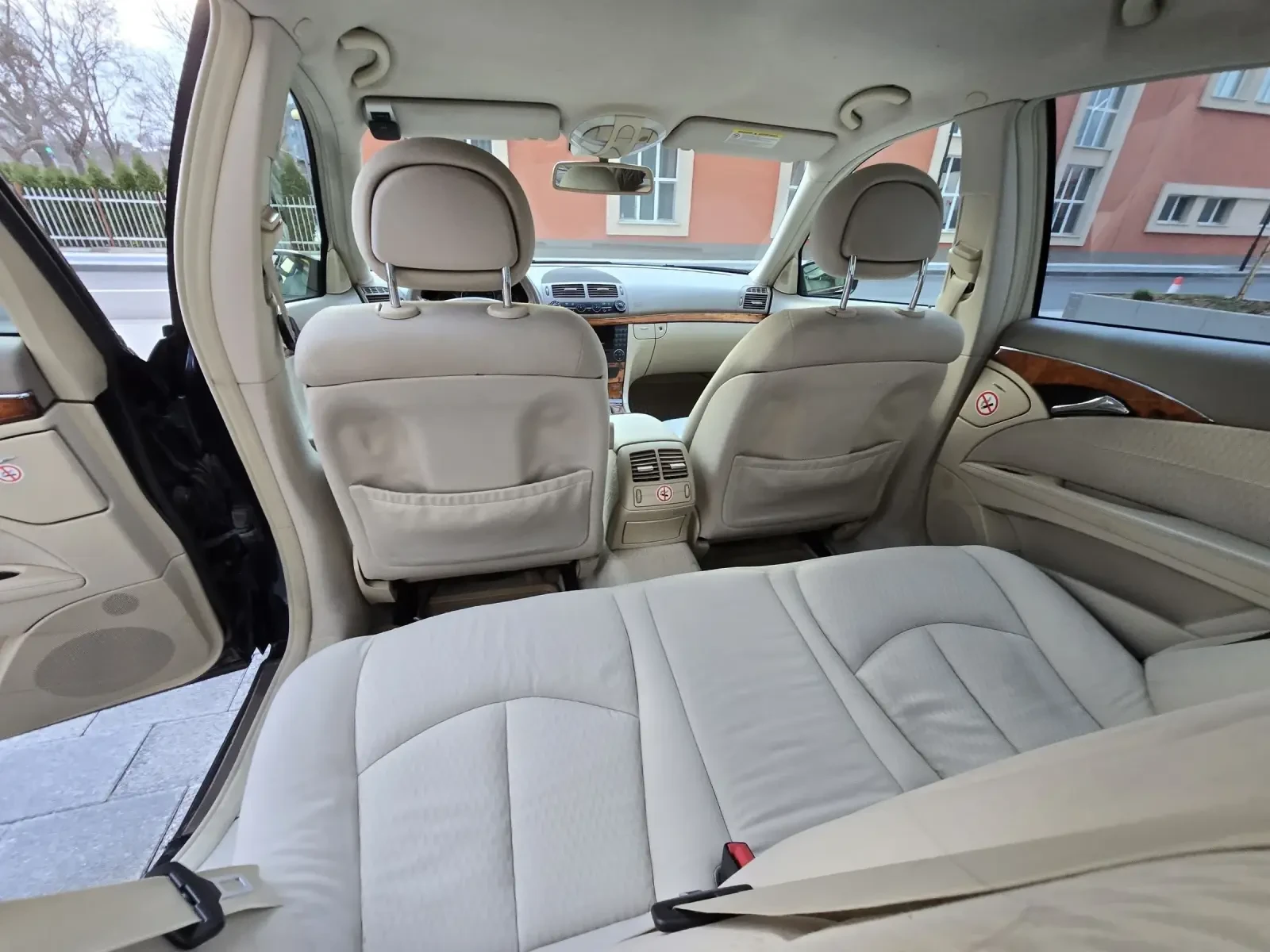 Mercedes-Benz E 280 CDI L6 3.2L Elegance 5G-TRONIC, снимка 9 - Автомобили и джипове - 54183892