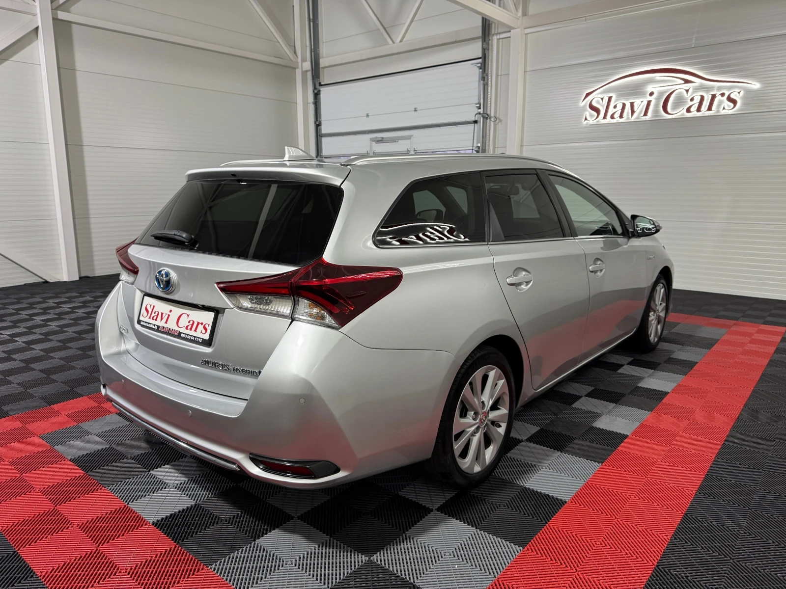 Toyota Auris TOURING * 1.8 HYBRID * ACTIVE CVT * KEYLESS | Mobile.bg � ����������� 6
