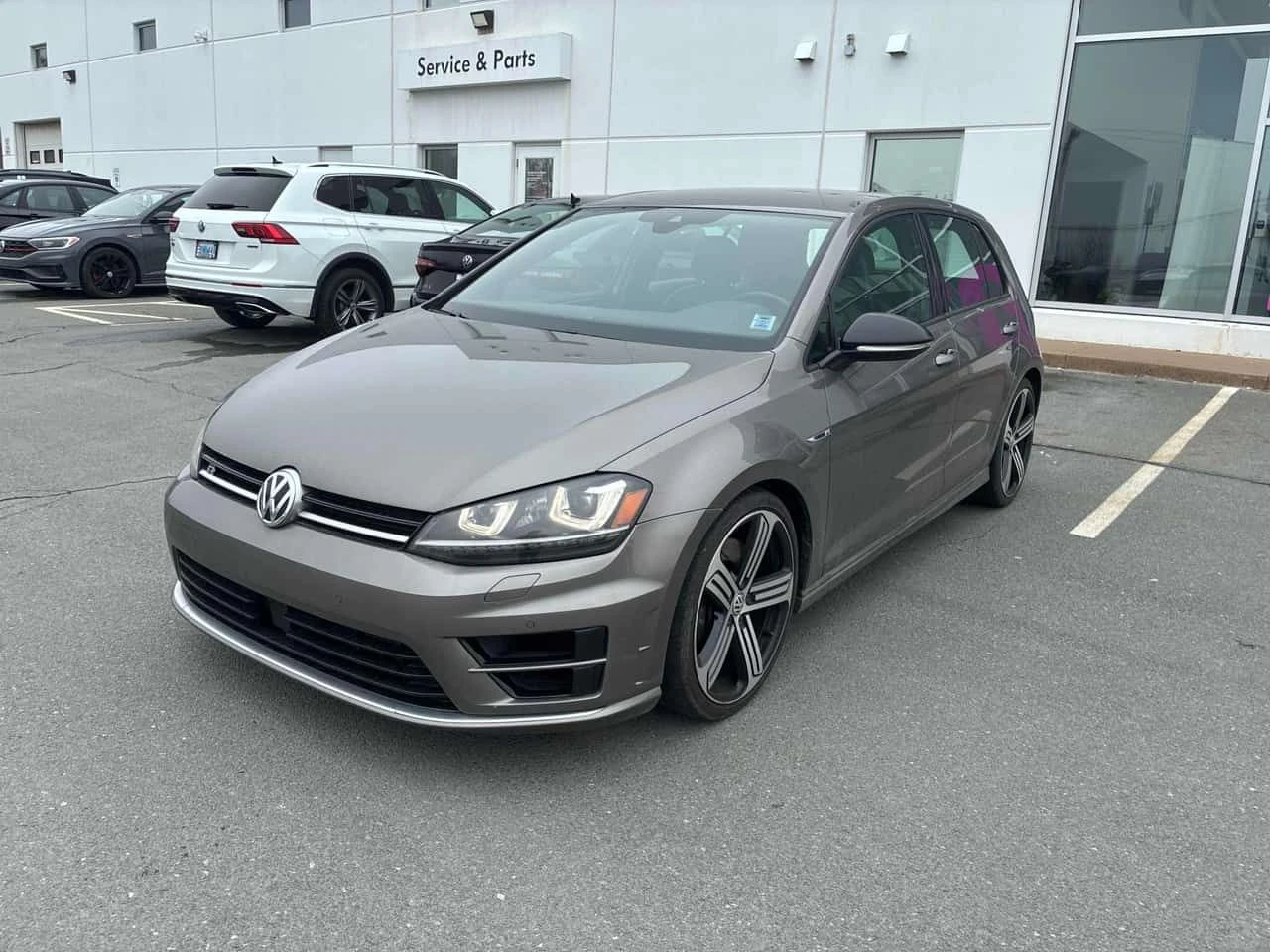 VW Golf R| DSG| ОТ ПРЕДСТАВИТЕЛСТВО НА VOLKSWAGEN| КЛИП| 