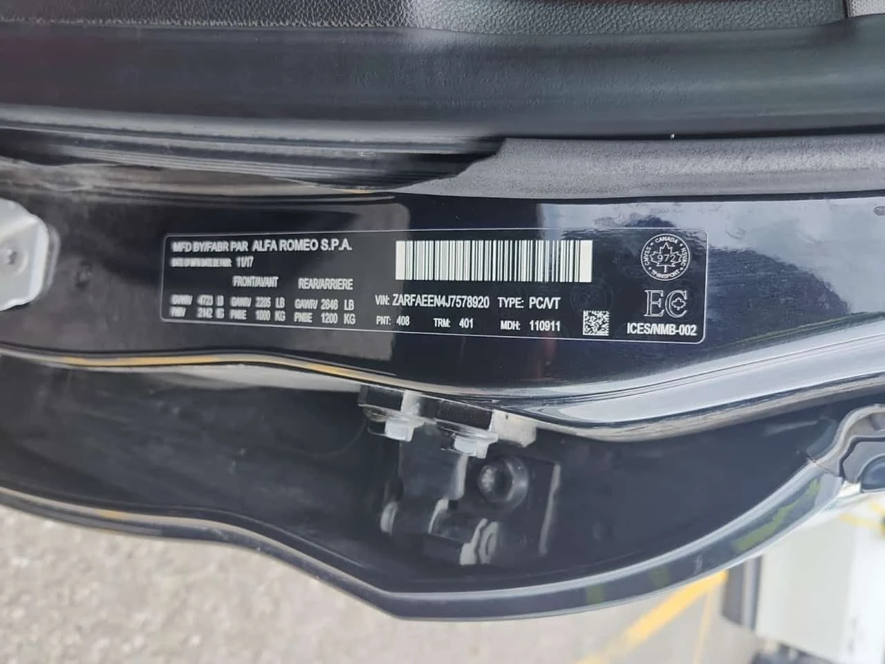 Alfa Romeo Giulia * TI SPORT * ПОДГРЕВ* KEYLESS* , снимка 14 - Автомобили и джипове - 54499778