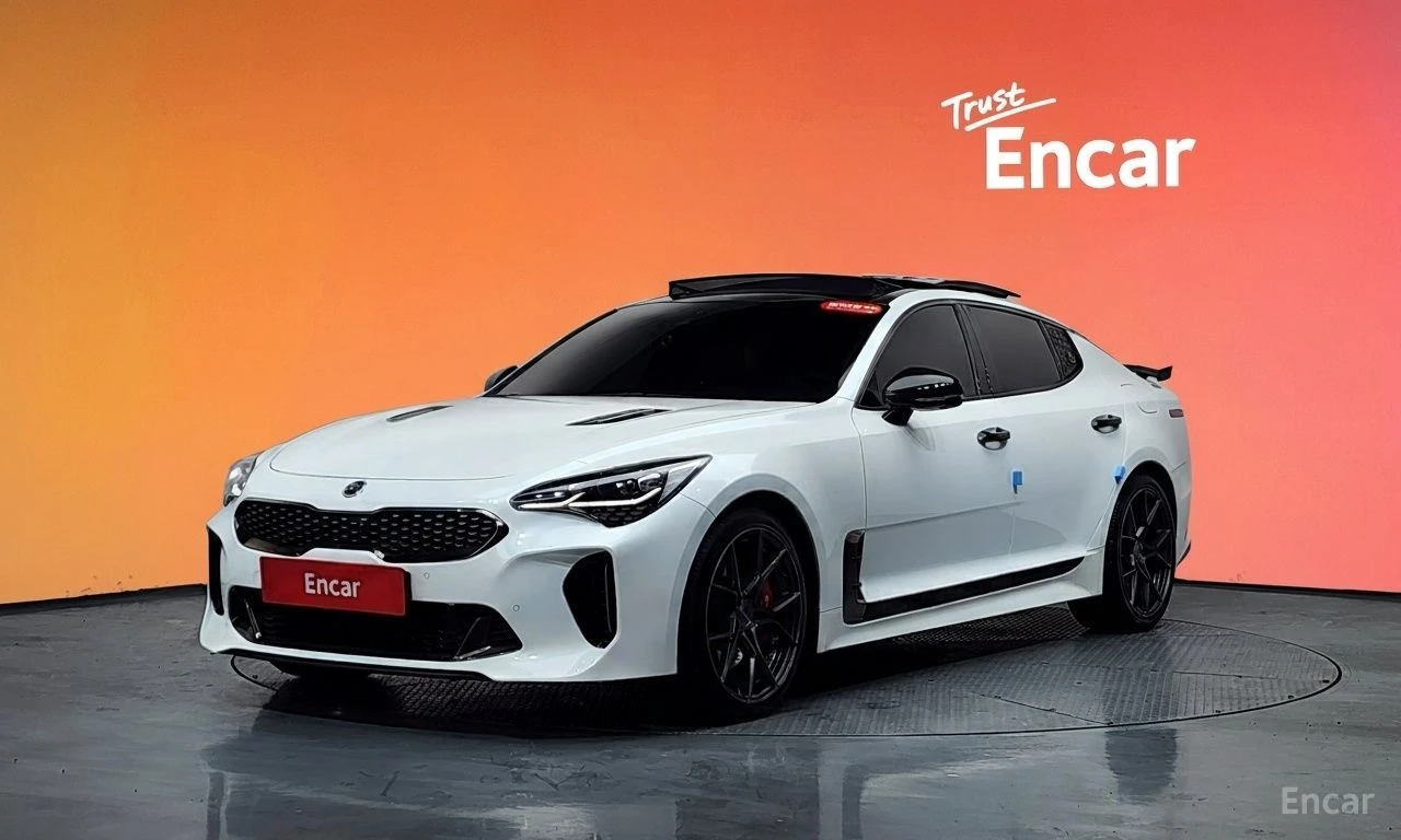 Kia Stinger 2.0* TURBO* AWD* PLATINUM* LEXICON