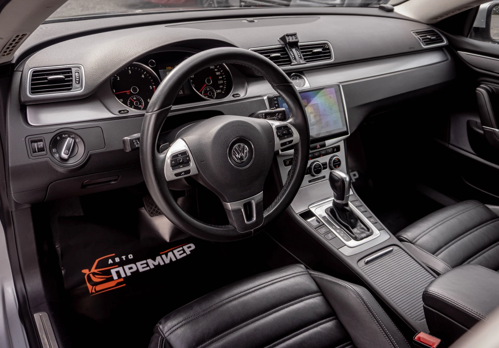 VW CC 2.0TDI-BlueMotion-177hp-TOP, снимка 8 - Автомобили и джипове - 54869492