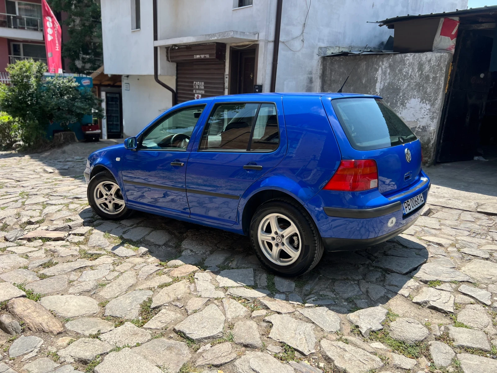 VW Golf, снимка 3 - Автомобили и джипове - 55004209