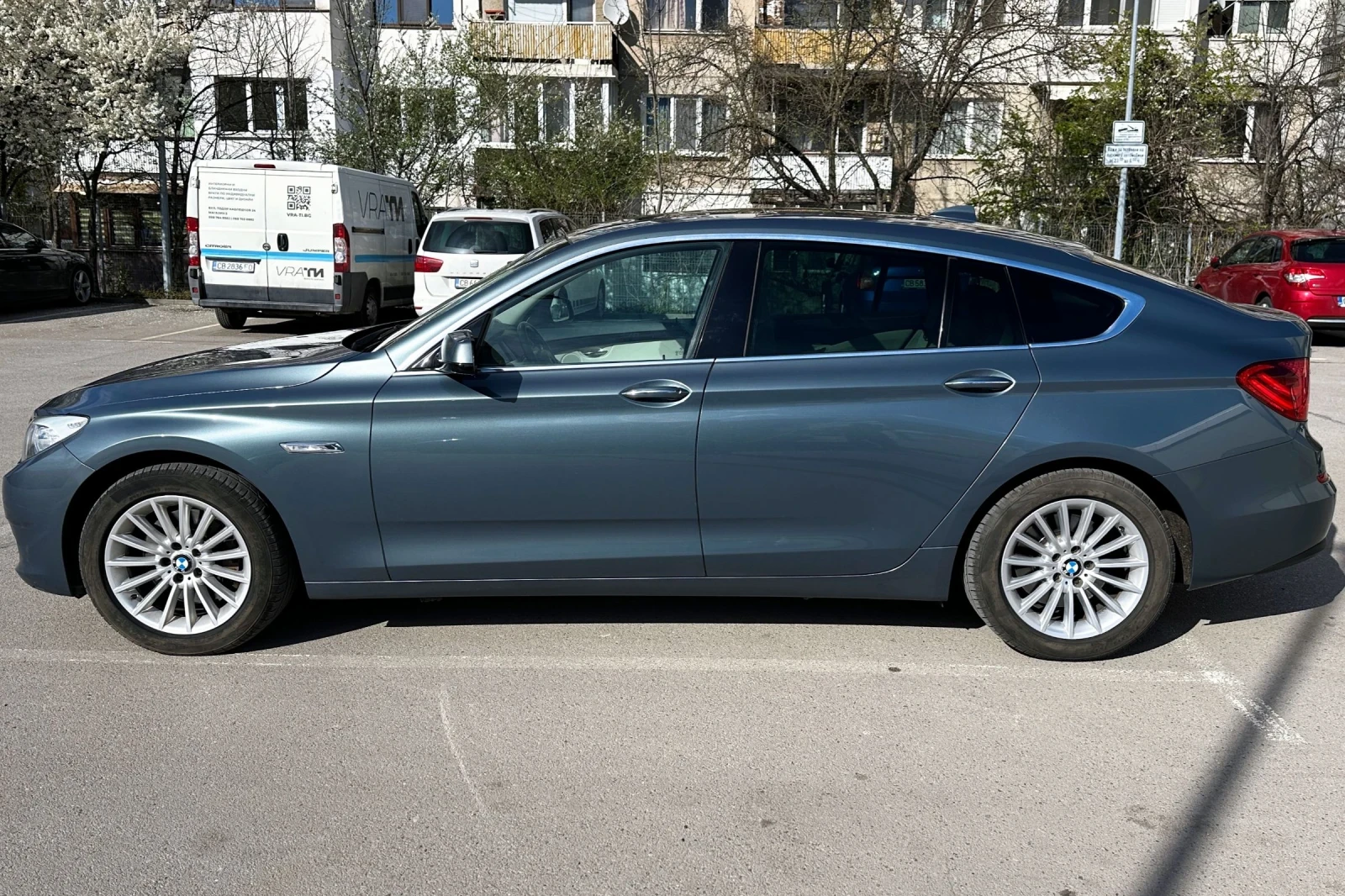 BMW 5 Gran Turismo 530d F07 , снимка 2 - Автомобили и джипове - 55135718