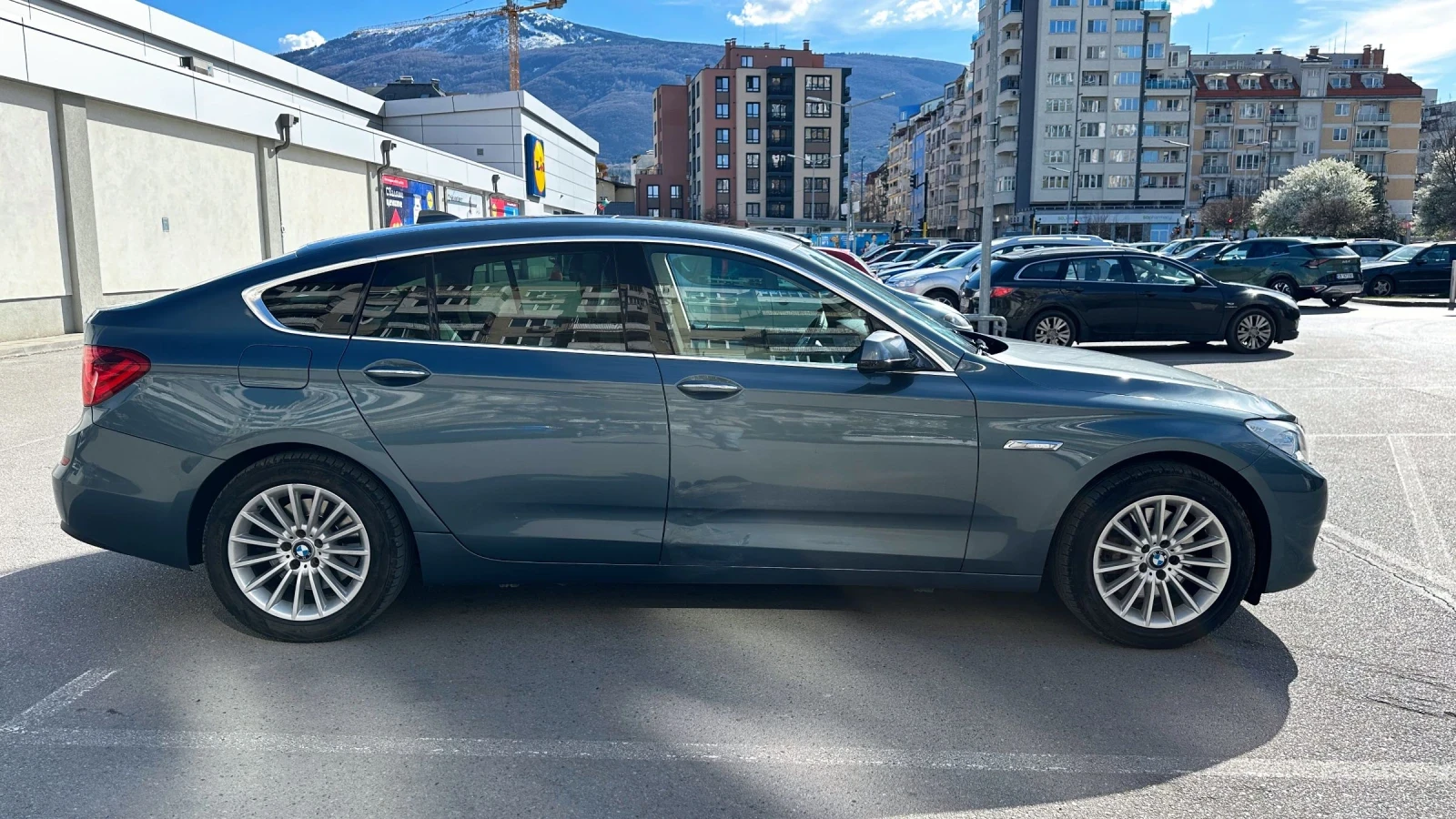 BMW 5 Gran Turismo 530d F07 , снимка 6 - Автомобили и джипове - 55135718