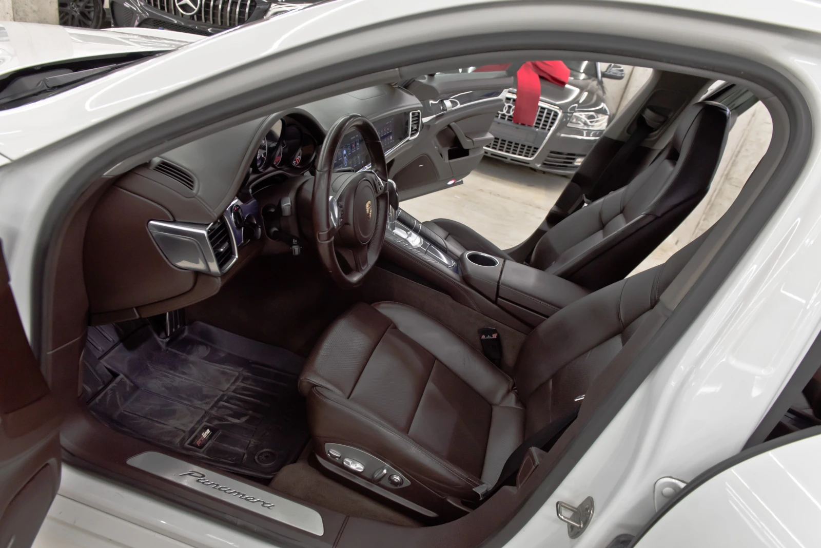 Porsche Panamera 3.0D* GTS* Android* , снимка 10 - Автомобили и джипове - 55165135