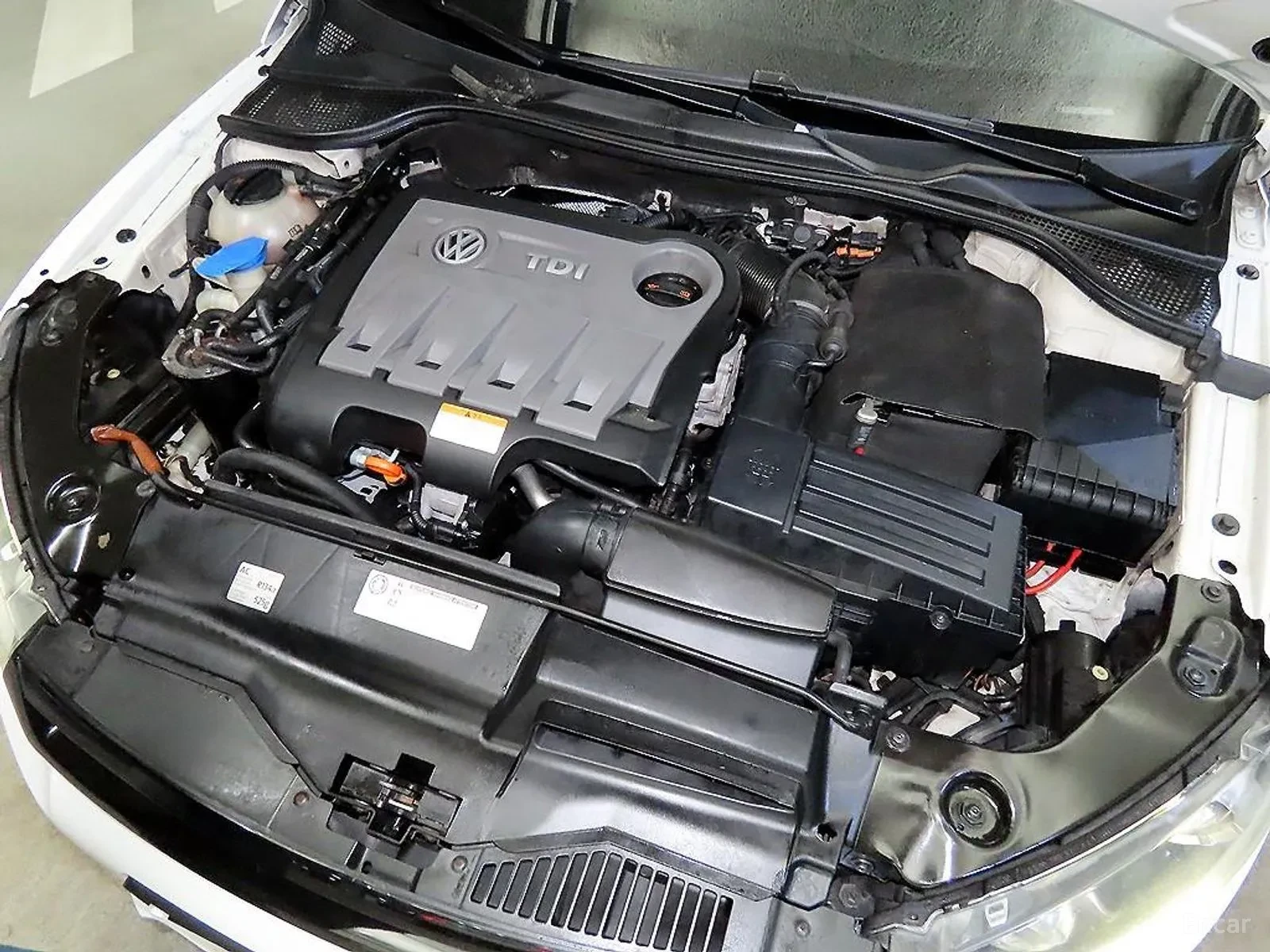 VW Scirocco R-LINE* 169000KM!!!* AVTOMAT* TEXNOTEST* , снимка 6 - Автомобили и джипове - 55196832