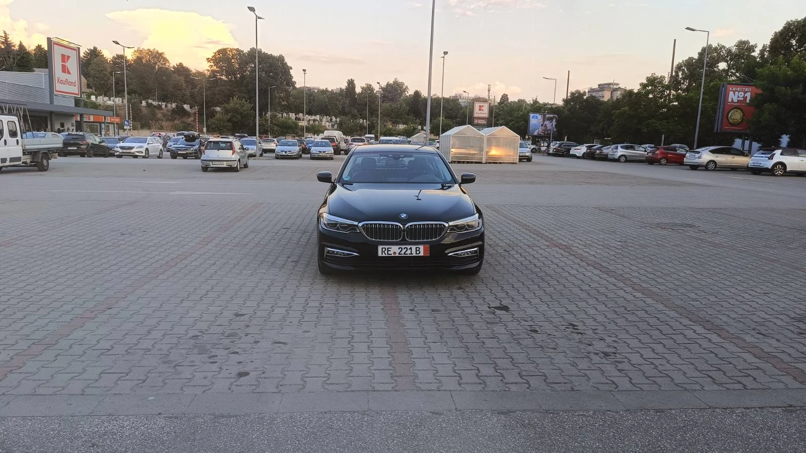 BMW 530E IPERFORMANCE, снимка 2 - Автомобили и джипове - 55335678