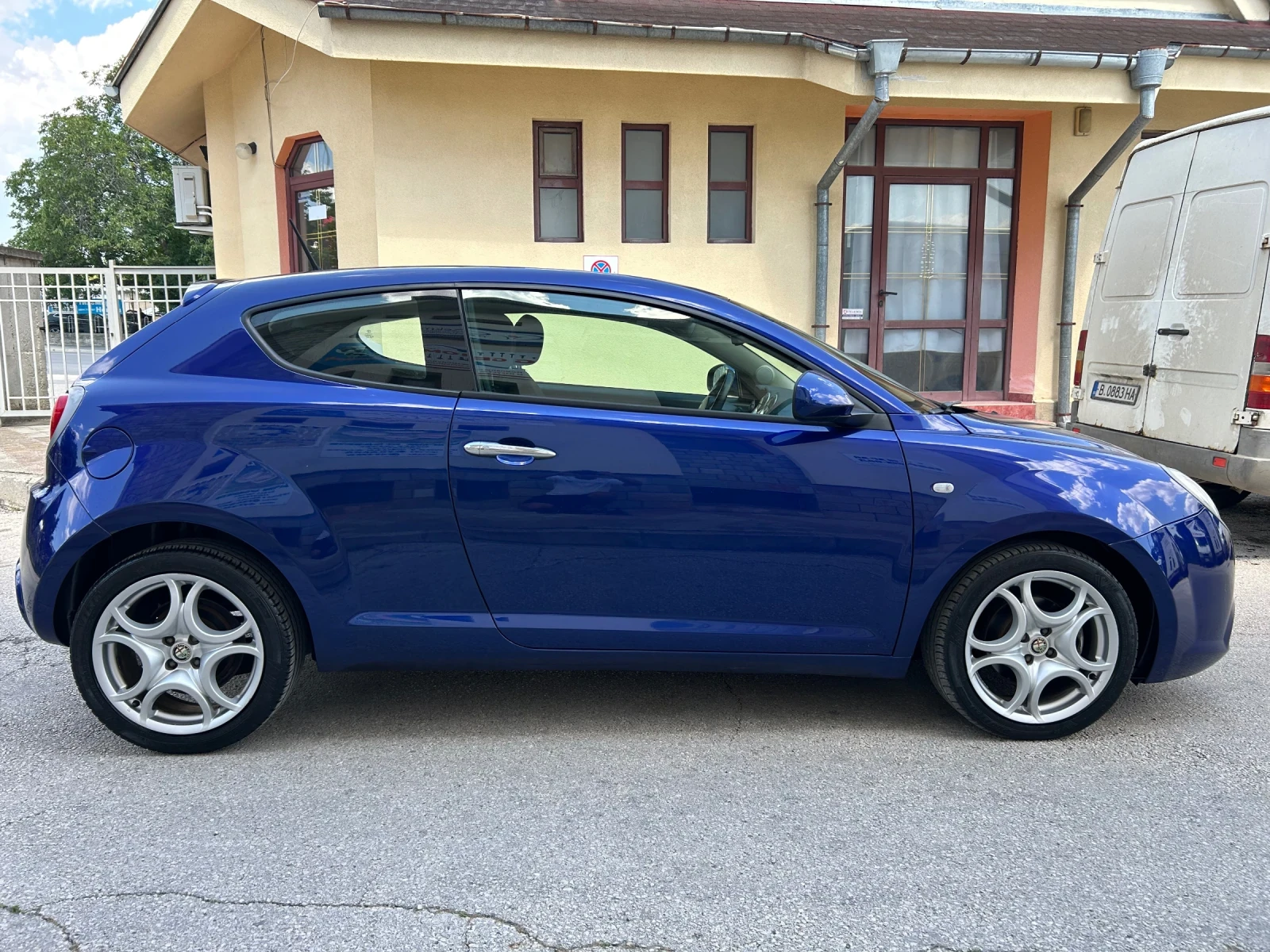 Alfa Romeo MiTo 1.3JTDm КЛИМАТРОНИК, снимка 4 - Автомобили и джипове - 55448510
