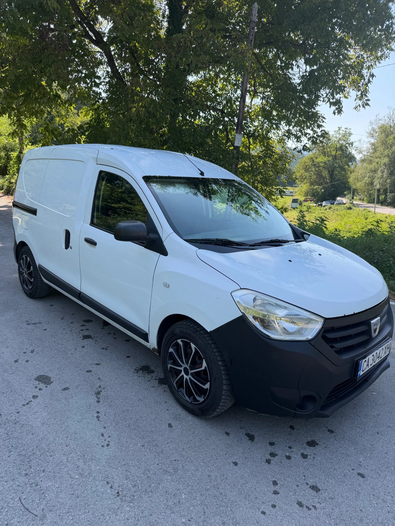 Dacia Dokker 1.5, снимка 3 - Автомобили и джипове - 55637954