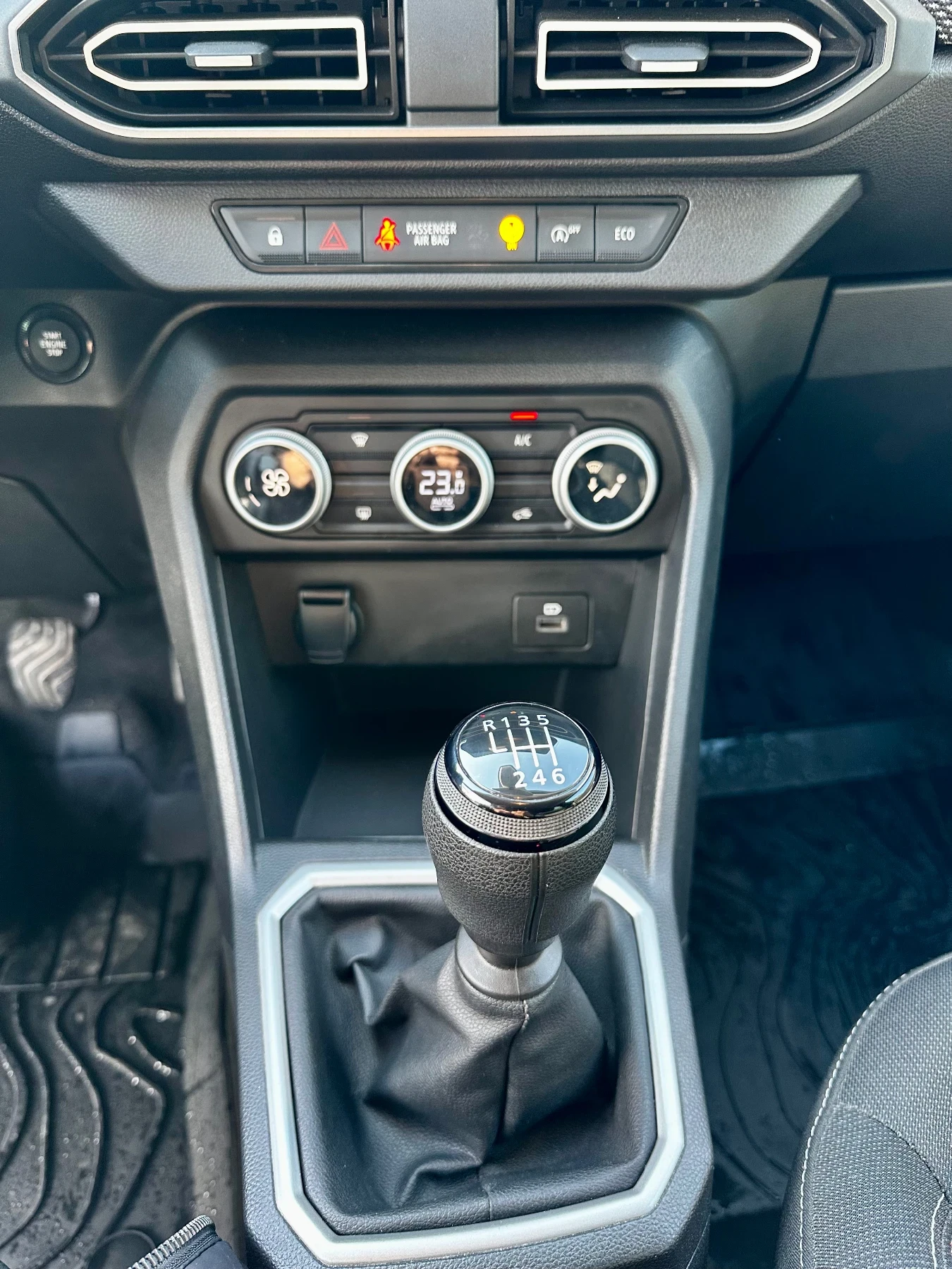 Dacia Jogger Extreme ECO-G (бензин/газ), снимка 6 - Автомобили и джипове - 55773993