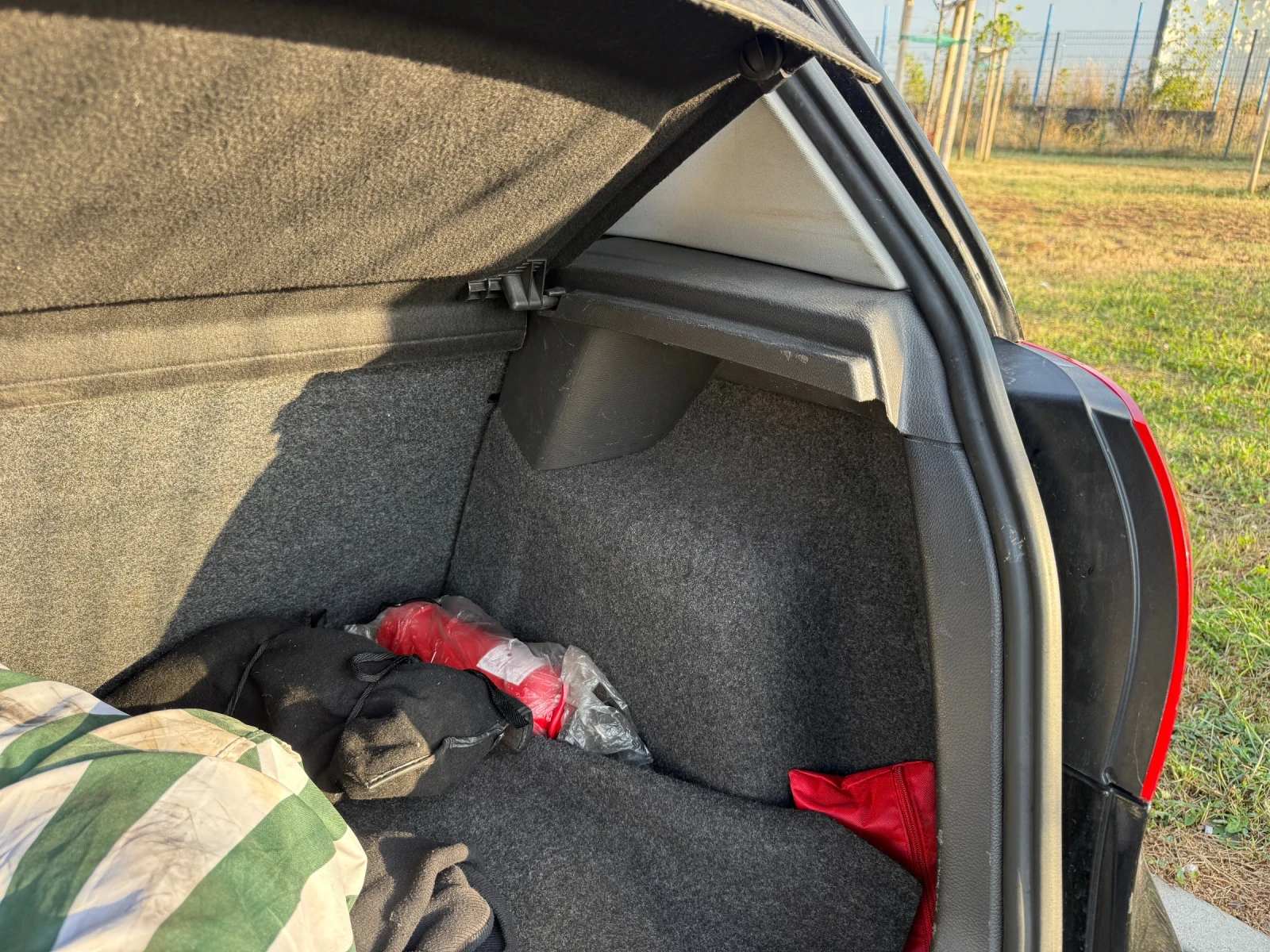 VW Golf 1.6 i, снимка 10 - Автомобили и джипове - 55933865