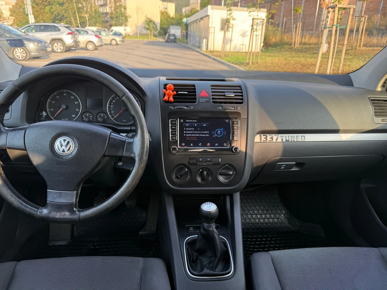 VW Golf 1.6 i, снимка 6 - Автомобили и джипове - 55933865