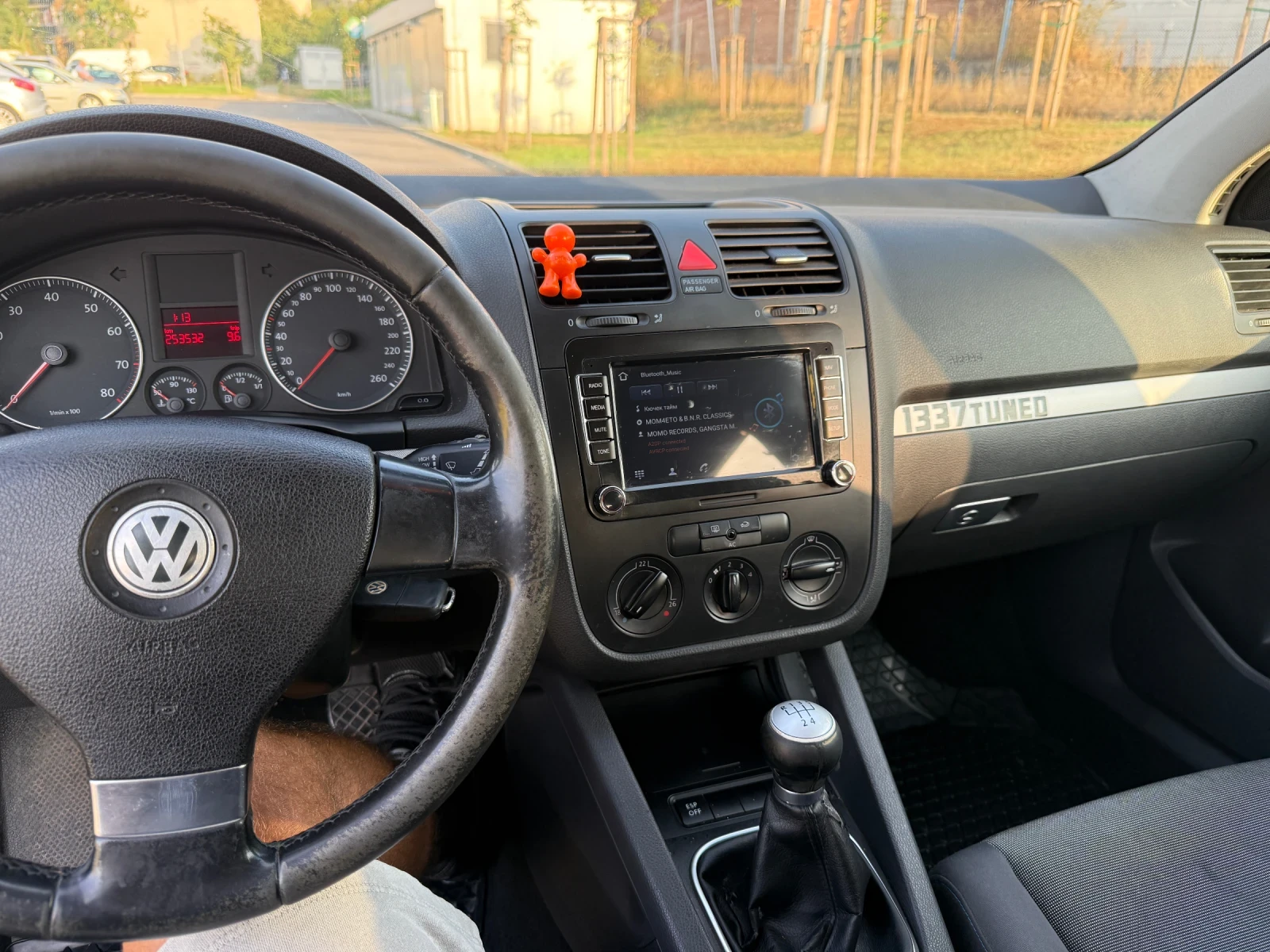 VW Golf 1.6 i, снимка 5 - Автомобили и джипове - 55933865