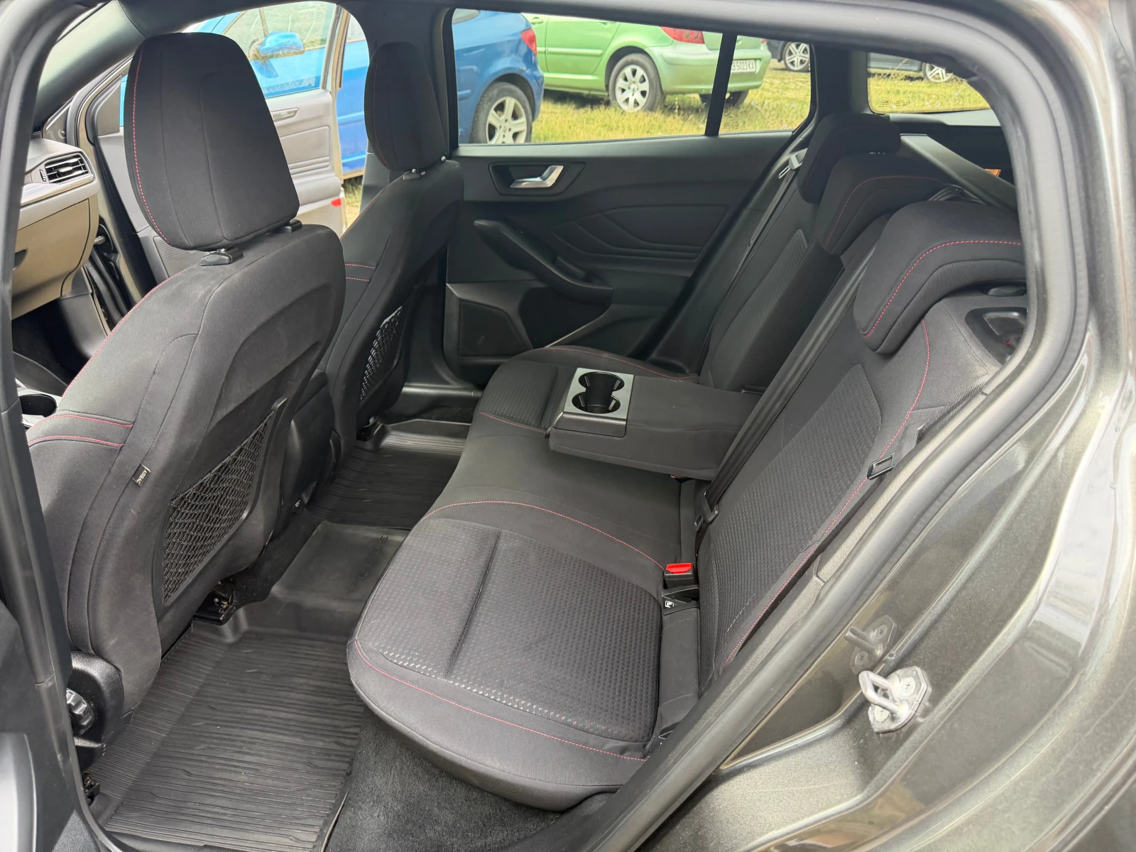 Ford Focus ST line 1.0 ecoboost 125 к.с. автоматик , снимка 13 - Автомобили и джипове - 56149668