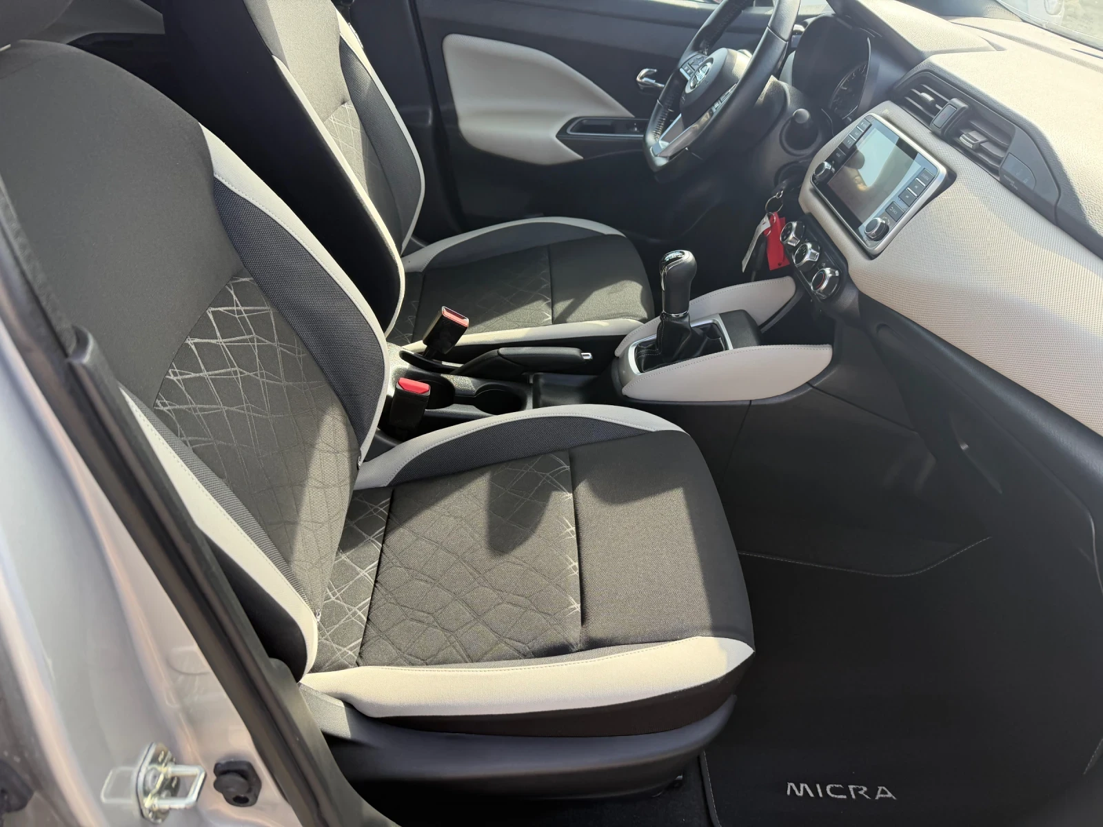 Nissan Micra 1.0 IG- T(КАТО НОВА), снимка 12 - Автомобили и джипове - 56256486