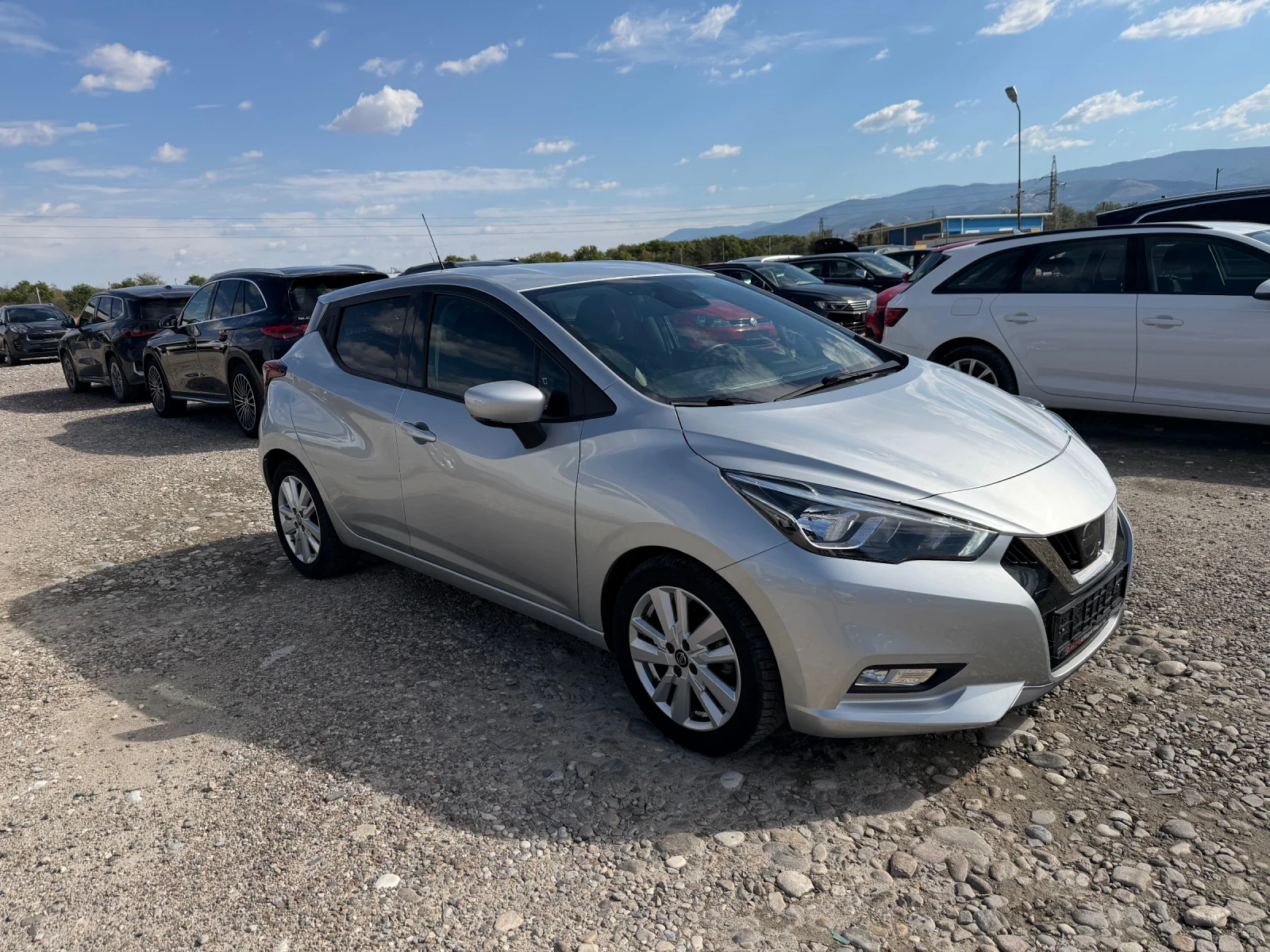 Nissan Micra 1.0 IG- T(КАТО НОВА), снимка 3 - Автомобили и джипове - 56256486
